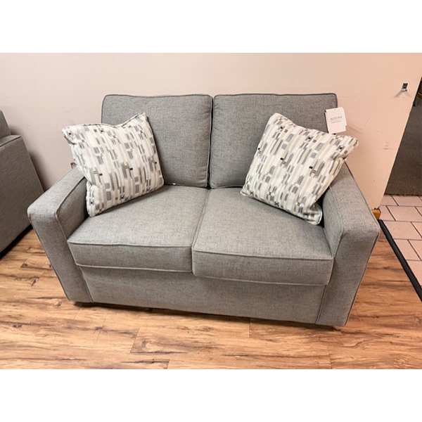 V9X06R LOVESEAT