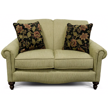V636 LOVESEAT